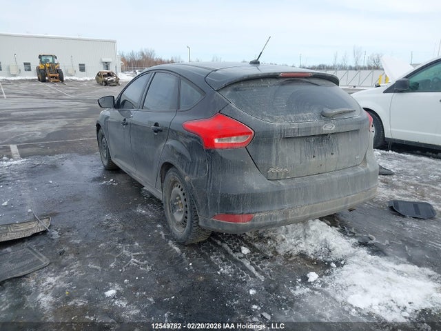 1FADP3K22HL268660 Ford FOCUS SE