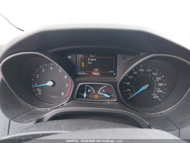 1FADP3K22HL268660 Ford FOCUS SE