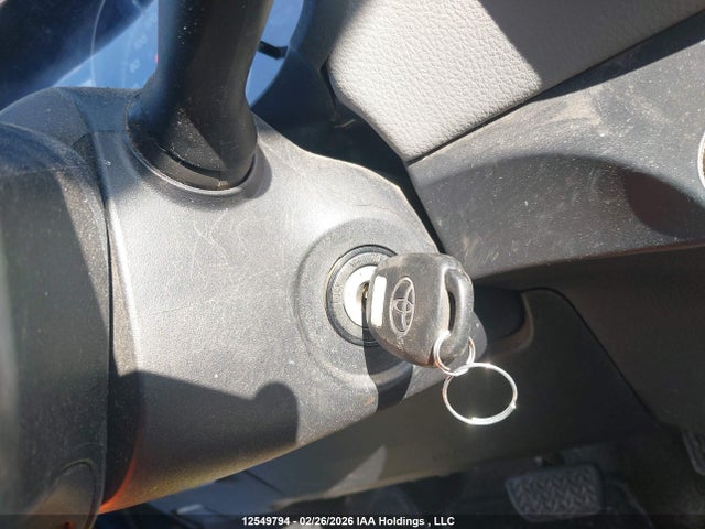 VNKKTUD39GA063010 Toyota Yaris L/le/se