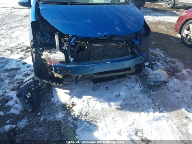 VNKKTUD39GA063010 Toyota Yaris L/le/se
