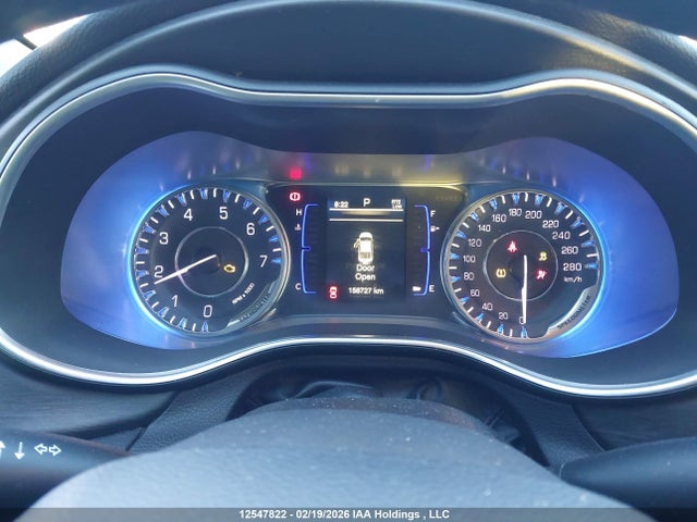 Chrysler 200 Limited 2016 1C3CCCAB7GN198051 Image 7