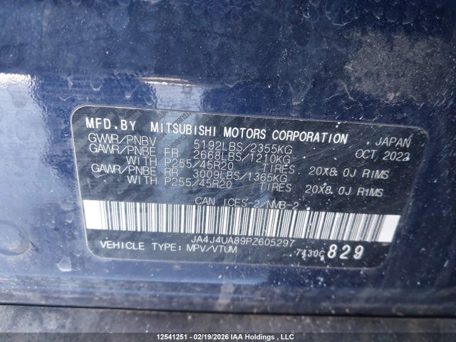 12541251 :رقم المزاد ، JA4J4UA89PZ605297 vin ، 2023 Mitsubishi Outlander Le/le Premium/noir/se/sel مزاد بيع