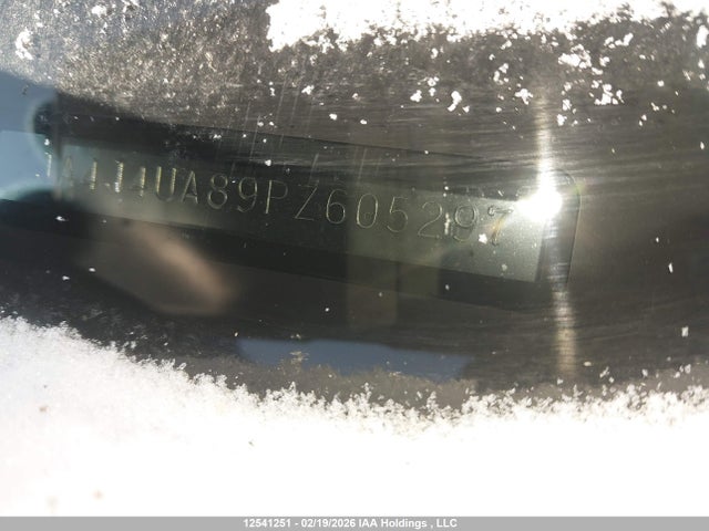12541251 :رقم المزاد ، JA4J4UA89PZ605297 vin ، 2023 Mitsubishi Outlander Le/le Premium/noir/se/sel مزاد بيع