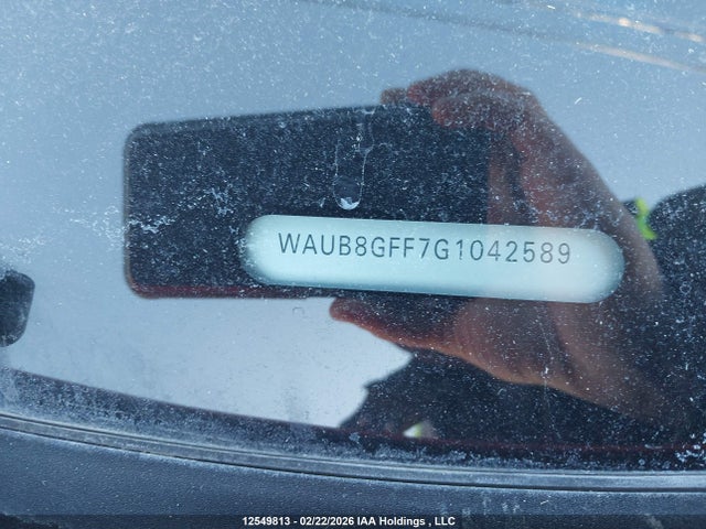 WAUB8GFF7G1042589 Audi A3 PREMIUM