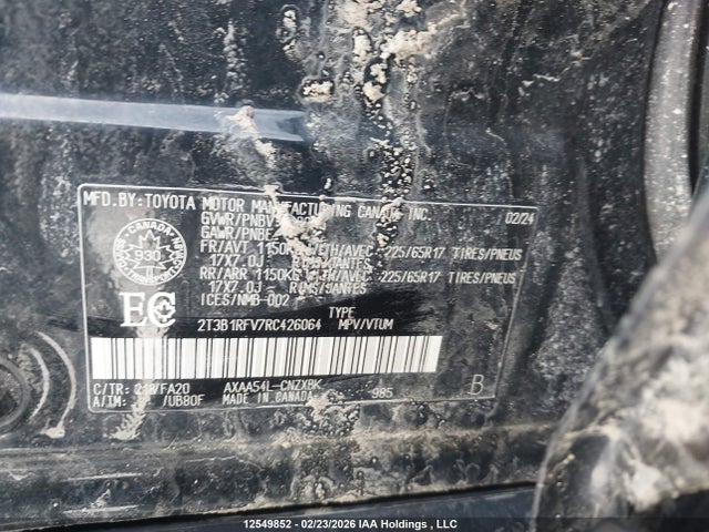 2T3B1RFV7RC426064 Toyota RAV4 LE