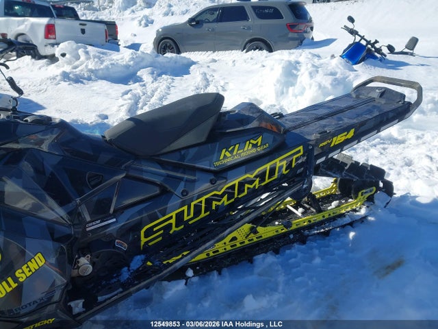2BPSTMHC3HV000282 Skidoo Skidoo