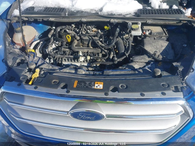 1FMCU9GD4JUC81479 Ford ESCAPE SE