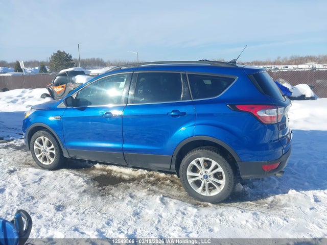 1FMCU9GD4JUC81479 Ford ESCAPE SE