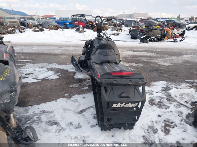 2BPSTKGF1GV000053 Skidoo Skidoo