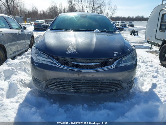 12549891 :رقم المزاد ، 1C3CCCFB5FN682730 vin ، 2015 Chrysler 200 Lx مزاد بيع
