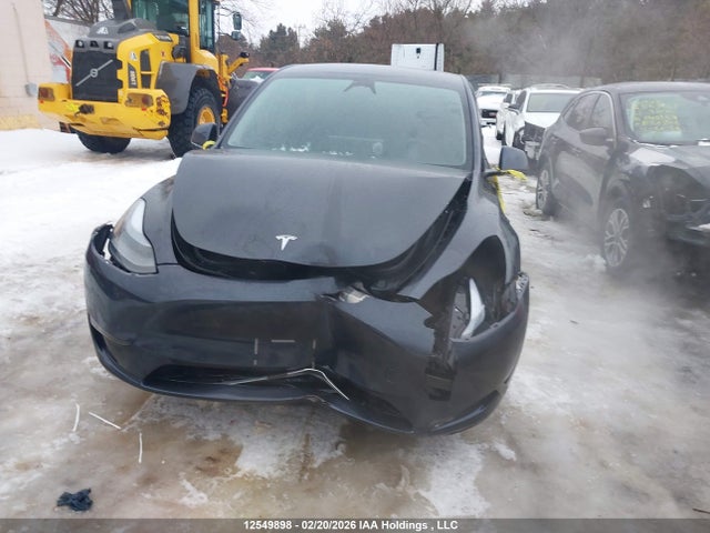 Продажа на аукционе авто 2024 Tesla Model Y, vin: LRWYGDEE5RC642149, номер лота: 12549898