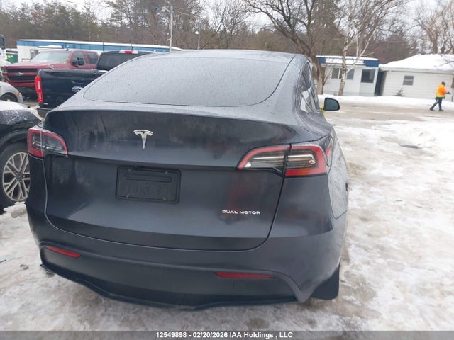 Продажа на аукционе авто 2024 Tesla Model Y, vin: LRWYGDEE5RC642149, номер лота: 12549898