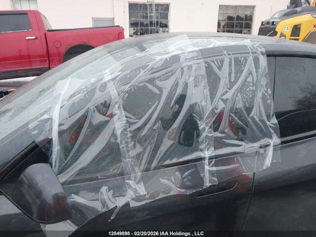 Продажа на аукционе авто 2024 Tesla Model Y, vin: LRWYGDEE5RC642149, номер лота: 12549898
