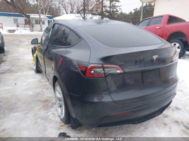 Продажа на аукционе авто 2024 Tesla Model Y, vin: LRWYGDEE5RC642149, номер лота: 12549898