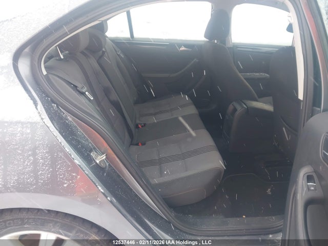 3VWDB7AJ0HM310392 Volkswagen Jetta Wolfsburg Edition