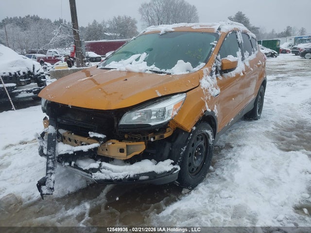 1FMCU9GXXGUA24460 Ford ESCAPE SE