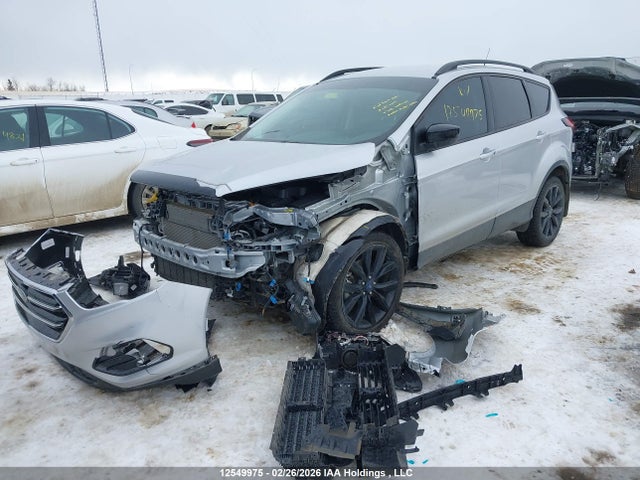 2019 Ford Escape Se მანქანა იყიდება აუქციონზე, vin: 1FMCU9GD5KUC10681, აუქციონის ნომერი: 12549975