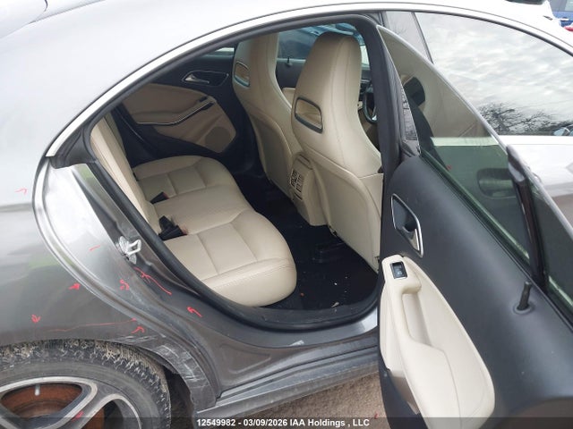 WDDSJ4GB4EN129007 Mercedes-Benz CLA 250 4MATIC
