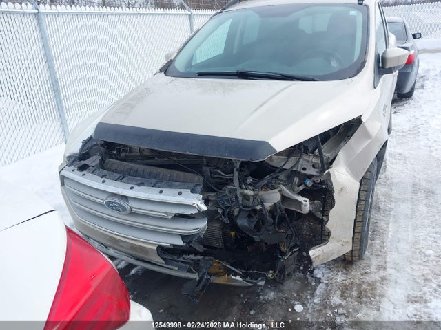 1FMCU9G97HUA66426 Ford ESCAPE SE