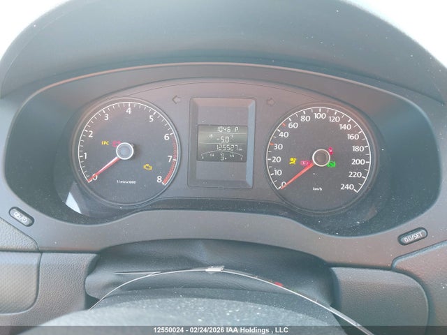 2013 Volkswagen Jetta 2.0l Trendline/2.0l Trendline+ მანქანა იყიდება აუქციონზე, vin: 3VW2K7AJ9DM283646, აუქციონის ნომერი: 12550024