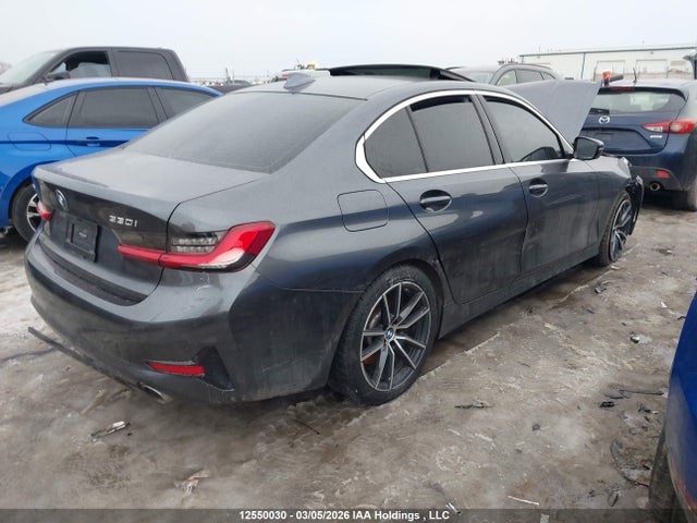 3MW5R7J09M8B55190 BMW 330XI