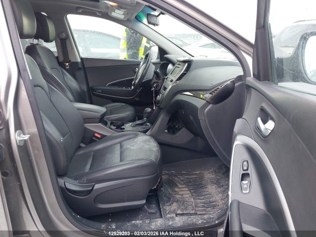 5NMZUDLB7JH061833 Hyundai Santa Fe Sport 2.4 Se