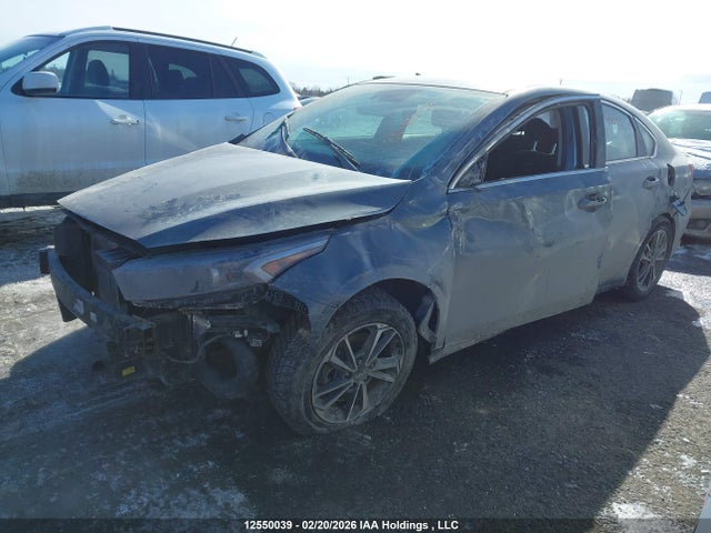 2023 Kia Forte Ex/ex+/ex Premium მანქანა იყიდება აუქციონზე, vin: 3KPF34AD2PE670158, აუქციონის ნომერი: 12550039