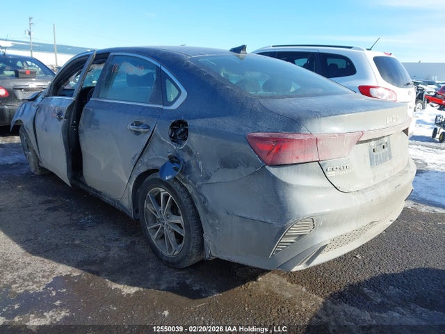 2023 Kia Forte Ex/ex+/ex Premium მანქანა იყიდება აუქციონზე, vin: 3KPF34AD2PE670158, აუქციონის ნომერი: 12550039