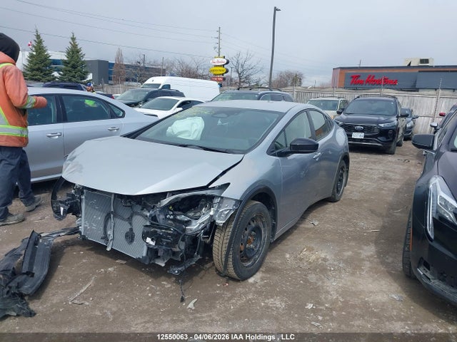 JTDACACU2R3033318 Toyota Prius
