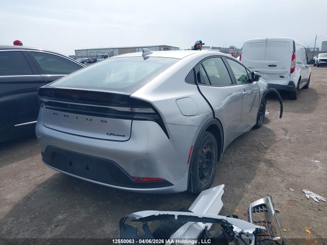 JTDACACU2R3033318 Toyota Prius