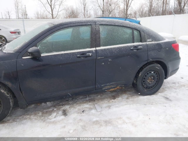 2012 Chrysler 200 Lx მანქანა იყიდება აუქციონზე, vin: 1C3CCBAB9CN192241, აუქციონის ნომერი: 12550069
