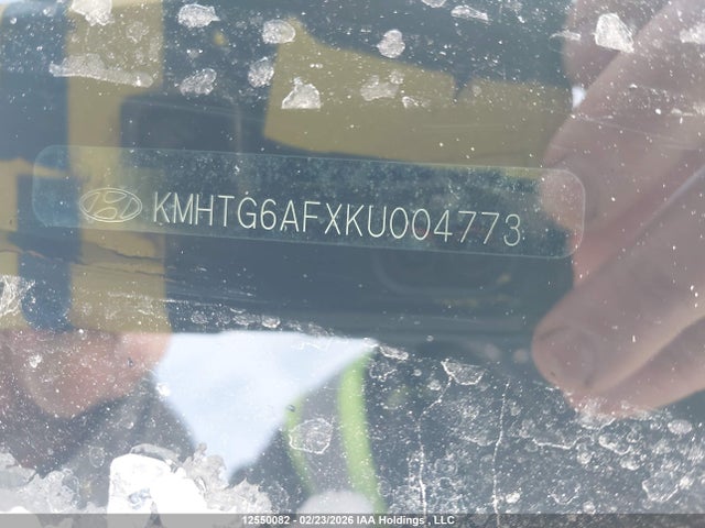 KMHTG6AFXKU004773 Hyundai Veloster 2.0 Gl