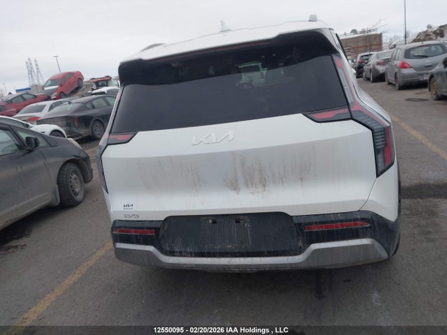 KNDADFS56R6040582 KIA Ev9 Land/land W/premium Package