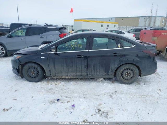 1FADP3J21EL120674 Ford Focus Titanium