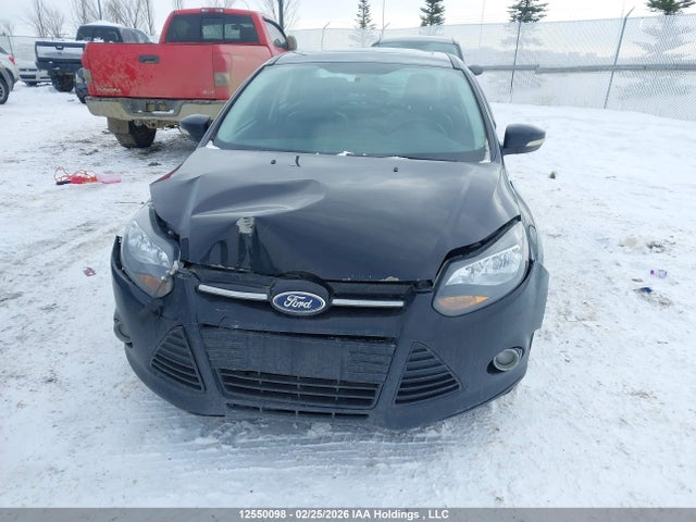 1FADP3J21EL120674 Ford Focus Titanium