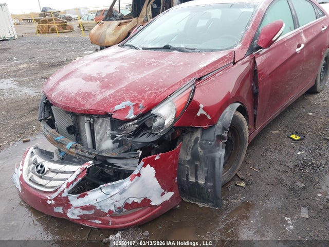 12550107 :رقم المزاد ، 5NPEC4AB0DH566236 vin ، 2013 Hyundai Sonata مزاد بيع