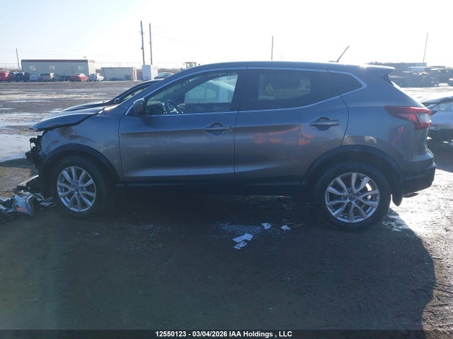 JN1BJ1AW4MW453056 Nissan QASHQAI