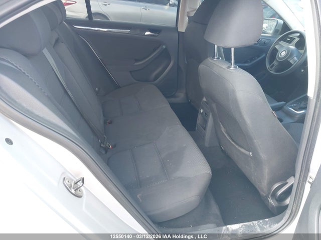 12550140 :رقم المزاد ، 3VWDK7AJ8BM026645 vin ، 2011 Volkswagen Jetta 2.0l Comfortline مزاد بيع