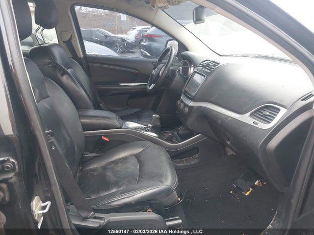 12550147 :رقم المزاد ، 3D4PH6FG3BT535945 vin ، 2011 Dodge Journey R/t مزاد بيع