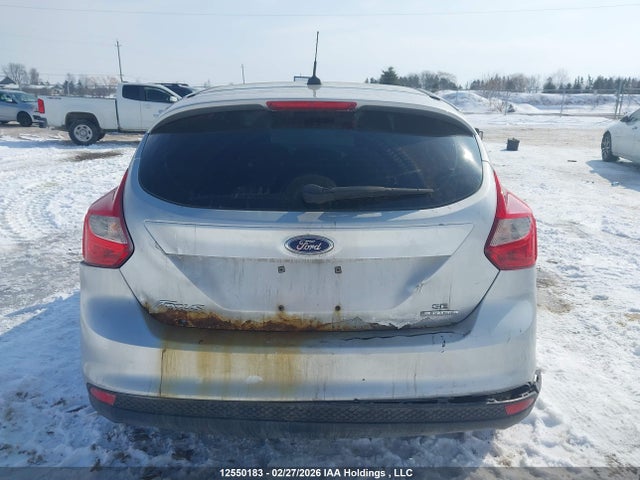 1FADP3K24EL335044 Ford FOCUS SE