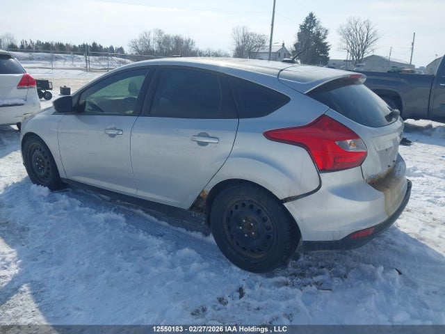 1FADP3K24EL335044 Ford FOCUS SE