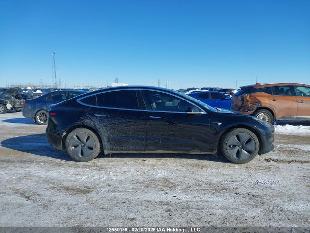 5YJ3E1EB9JF109297 Tesla MODEL 3