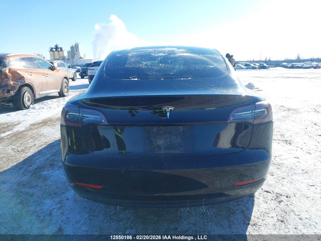 5YJ3E1EB9JF109297 Tesla MODEL 3