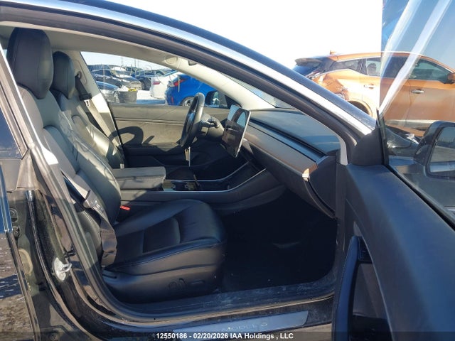 5YJ3E1EB9JF109297 Tesla MODEL 3