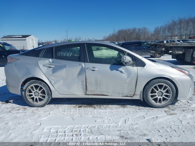 JTDKBRFU0G3017388 Toyota Prius Technology/touring