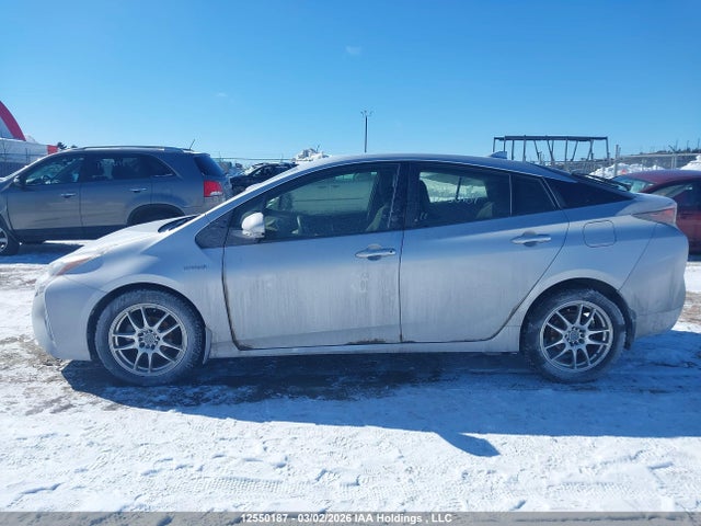 JTDKBRFU0G3017388 Toyota Prius Technology/touring