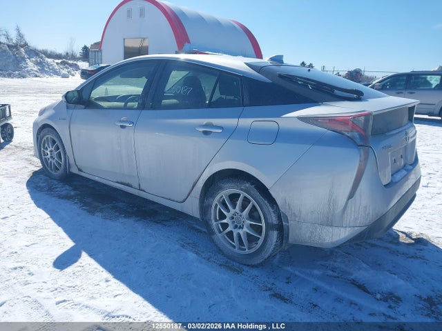 JTDKBRFU0G3017388 Toyota Prius Technology/touring