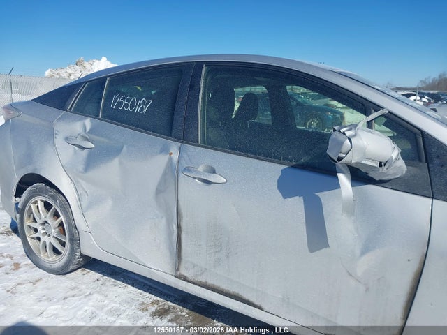 JTDKBRFU0G3017388 Toyota Prius Technology/touring
