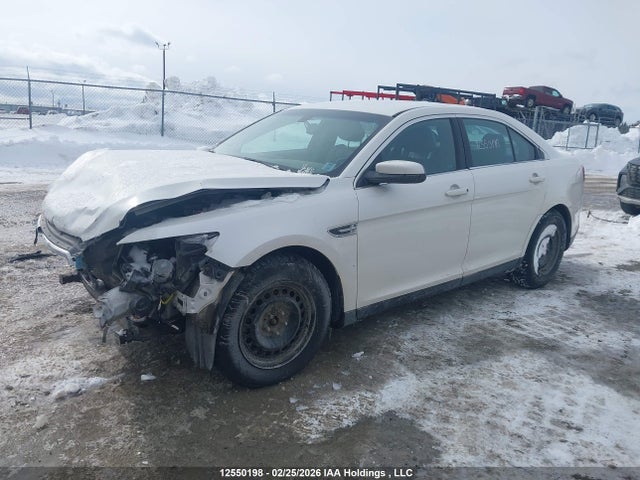 Ford TAURUS SEL 2014 1FAHP2E83EG154019 Image 2