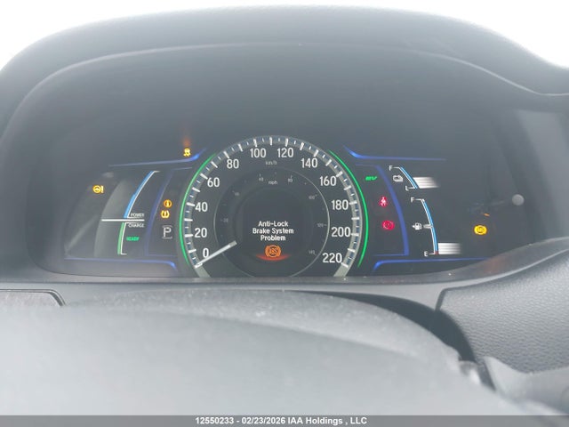 2015 Honda Accord Hybrid მანქანა იყიდება აუქციონზე, vin: 1HGCR6F33FA800495, აუქციონის ნომერი: 12550233